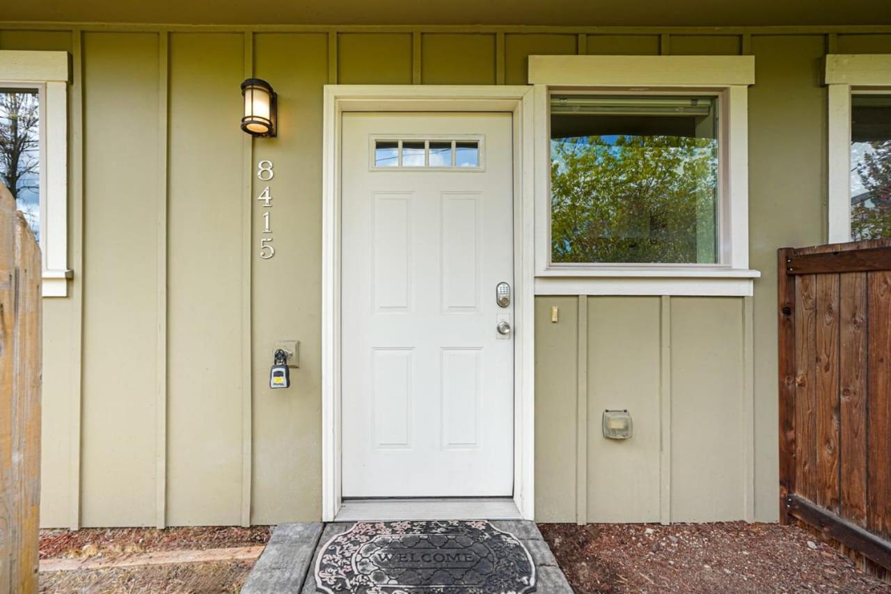 Stylish North Seattle Townhouse- Dual Master Suites Exteriör bild